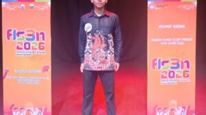Aron Steven dalam lomba FLS3N Tingkat Kota Jambi