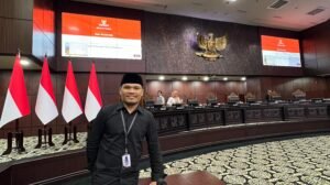 Keterangan : Foto Wiranto B Manau Ketika sidang di MK
